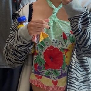 Crop top shirt from urban